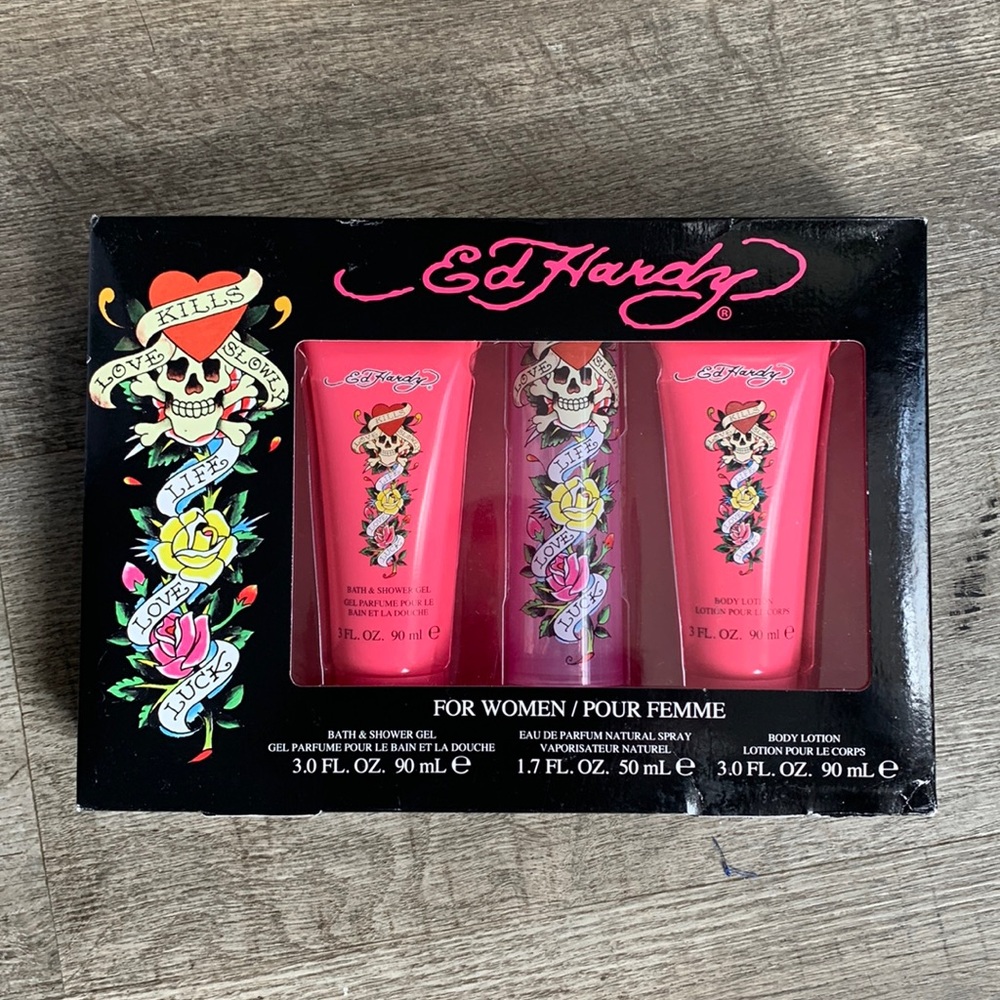Ed Hardy For Women Set